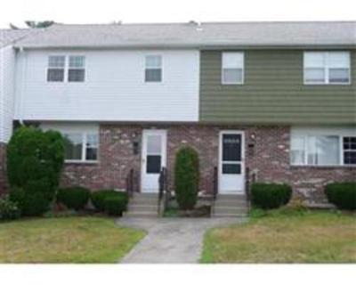 Rare 3 bedroom Condo in desirable Quail Hill!