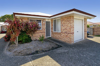 IMMACULATE VILLA – WALK TO MAJOR SHOPPING COMPLEX