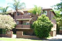 2 Bedroom Unit in Quiet Location Close to Parramatta CBD. Large Living Area. LUG. Close to Transport.