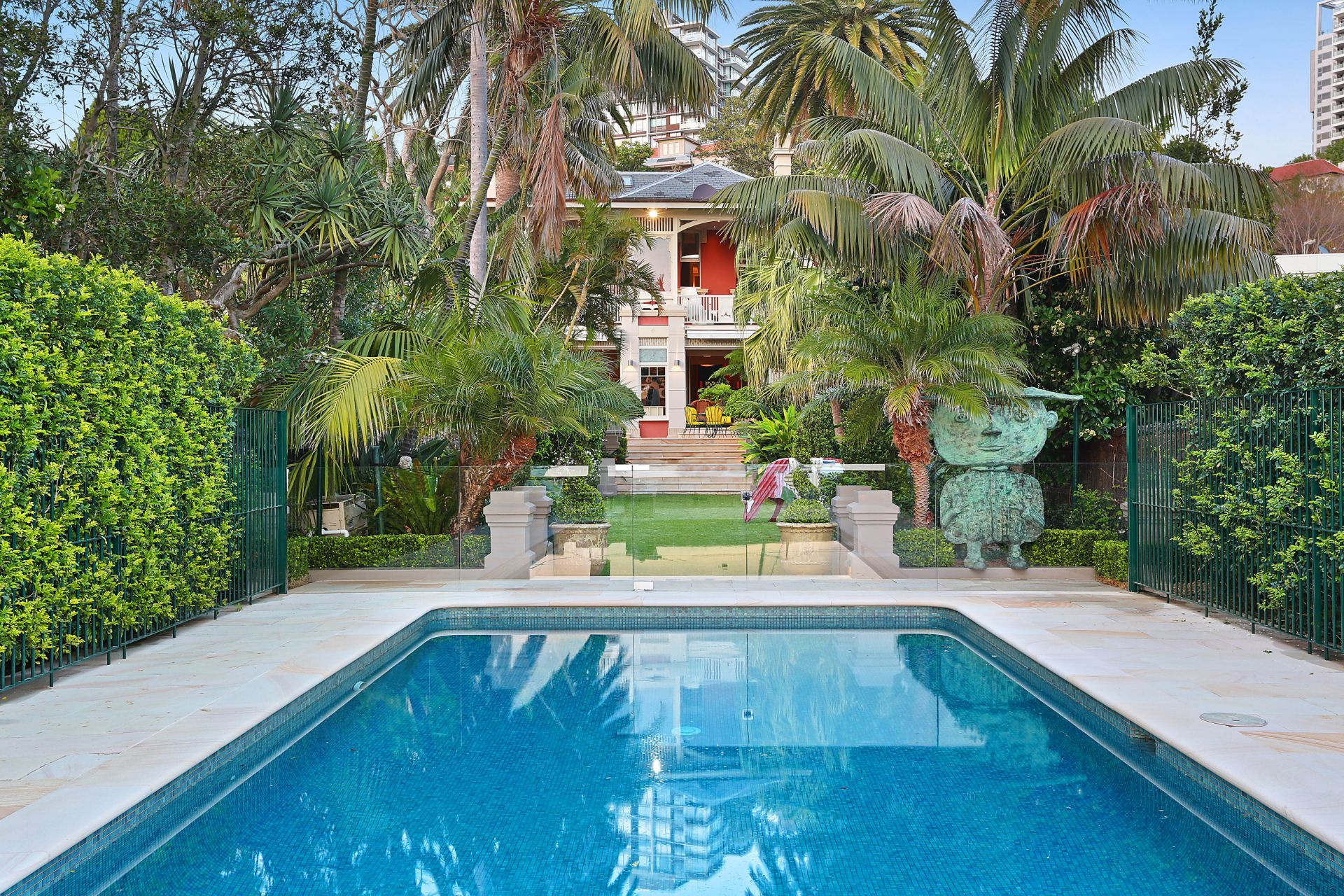 'Berthong' One of Australia's most distinguished trophy homes a luxury