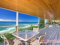 2 Arakoon Crescent, Sunshine Beach