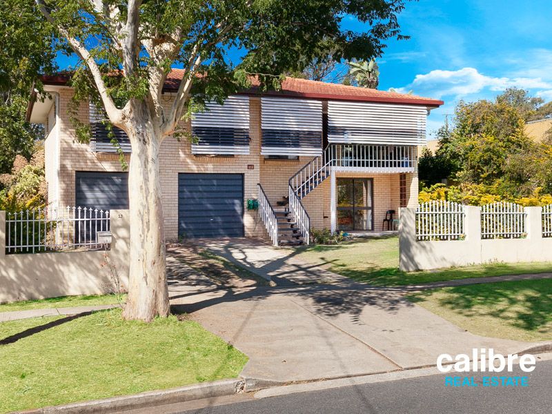 SPLASH INTO SUMMER!!