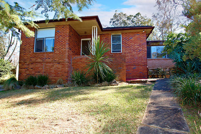 Sold! By Going Going Sold.......Walk to station, Quiet Cul de sac - massive 879m2 block