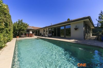 57 Hawkesbury Crescent, Farrer