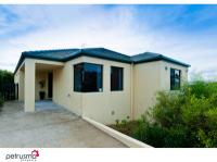Versatile & Spacious Family Home with Water Views