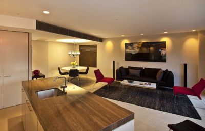 Luxuriously appointed with postcard views