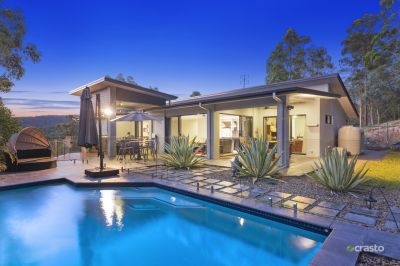 High Quality Modern 48sq home with Hinterland Views