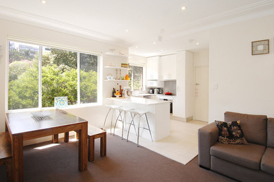 STYLISH APARTMENT IN PEACEFUL SETTING