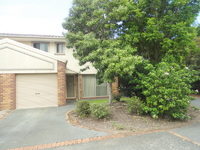 3/2 Koala Town Road, Upper Coomera