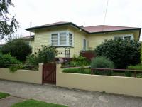 Extra Large Home On Extra Large Block