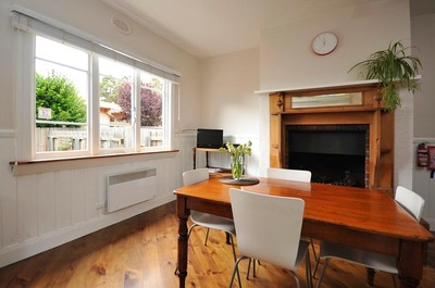 Delightful Sunny Cottage