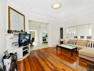 Northerly huge garden offers endless potential