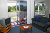 Unit 4, Coral Coast Plaza, 20 Bauer Street,, Bargara