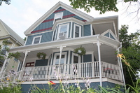 Outstanding condominium in Victorian Painted Lady!