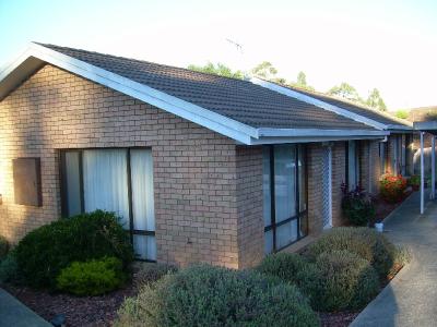 2 Bedroom Youngtown Unit!