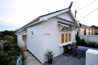 Fully Renovated 2 Minutes To LGH