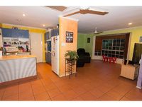 7 Angaston Avenue, CARRARA
