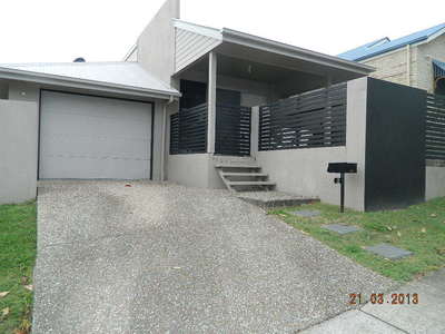 6 Freesia Close, Springfield Lakes