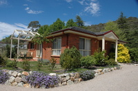 Immaculate Townhouses