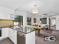 2/22 Heirisson Way, North Coogee