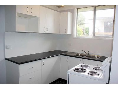 1/72 Date Street, Adamstown