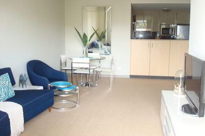 Ultra Modern Apartment – Perfectly Positioned