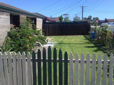 3 Bedroom House, Large Block, 14x4m Family Room