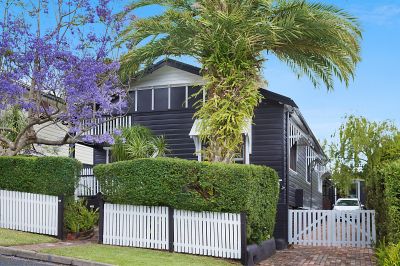 16 Muraban Street, Adamstown Heights