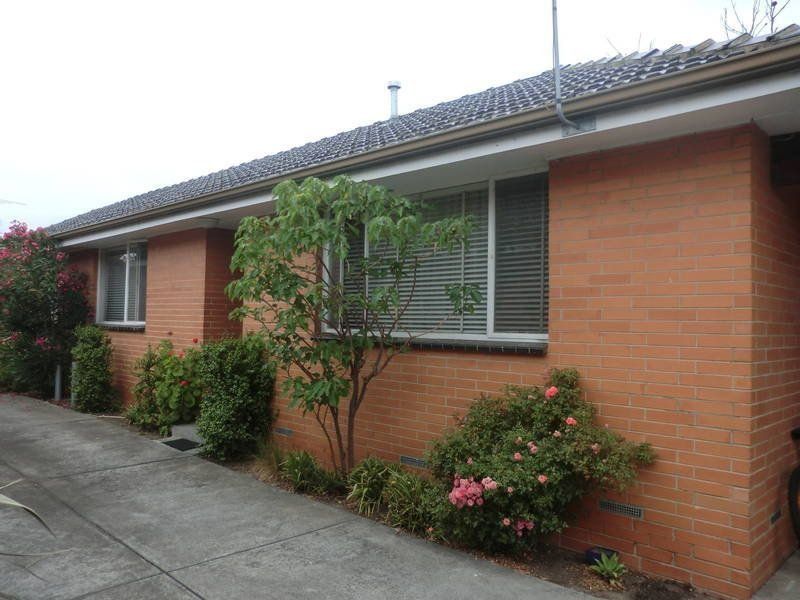 Perfectly Located & Freshly Painted