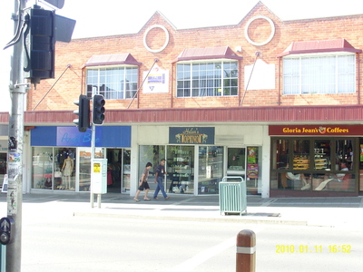 6/185a Carp St