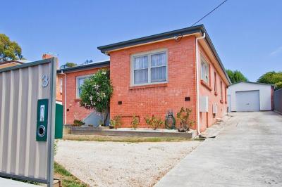 Spacious Brick home, Great Kitchen , Two Bathrooms