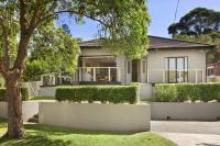 Stunning Resort Style Contemporary Family Home - Fabulous Investment Opportunity!