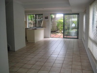 Ashgrove two level town house 3 bed 2 bath courtyard garage