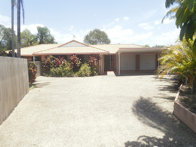 6 Rednal Court, Carrara