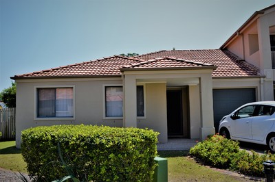 1-15 Santa Isobel Blvd, Pacific Pines