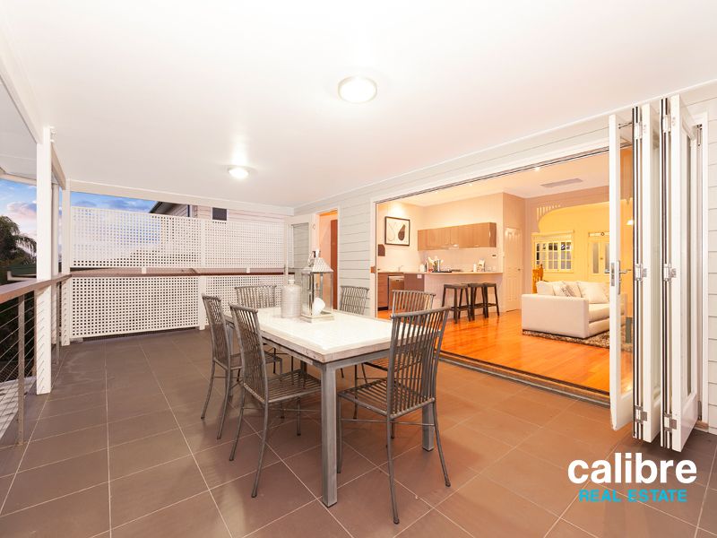 Talk to Real Estate Agents in Brisbane Property Management