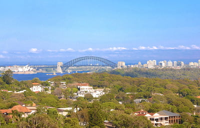 Dress Circle Family Residence With Superb Harbour Views