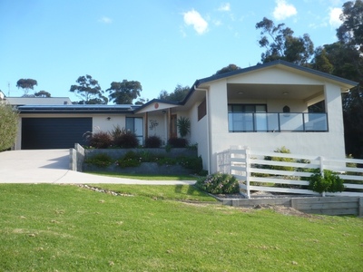54B The Dress Circle, TURA BEACH