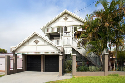 FULLY RENOVATED - DUAL LIVING - OCEAN VIEWS