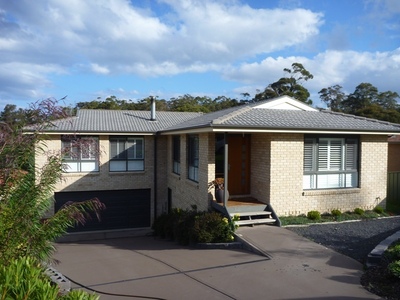 18a Elizabeth Parade, TURA BEACH