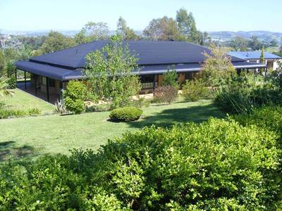 Impressive Family Home In Tarraganda