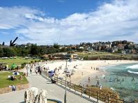 BRONTE BEACH - family living in a prized beachside setting