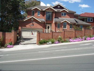 Free Standing House - Thornleigh