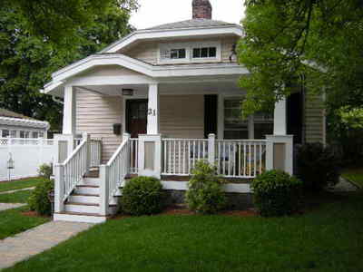 Newton Highlands! Gorgeous bungalow! Renovated in 2006