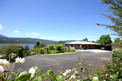 River and Mountain Vistas - 1 acre