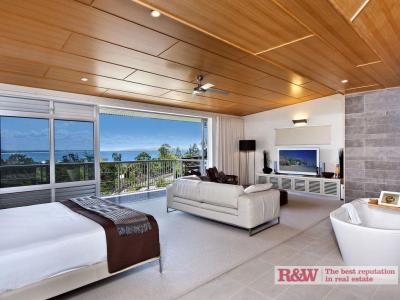 3101/5 'Viridian Beach Villas', Little Hastings Street, Noosa Heads