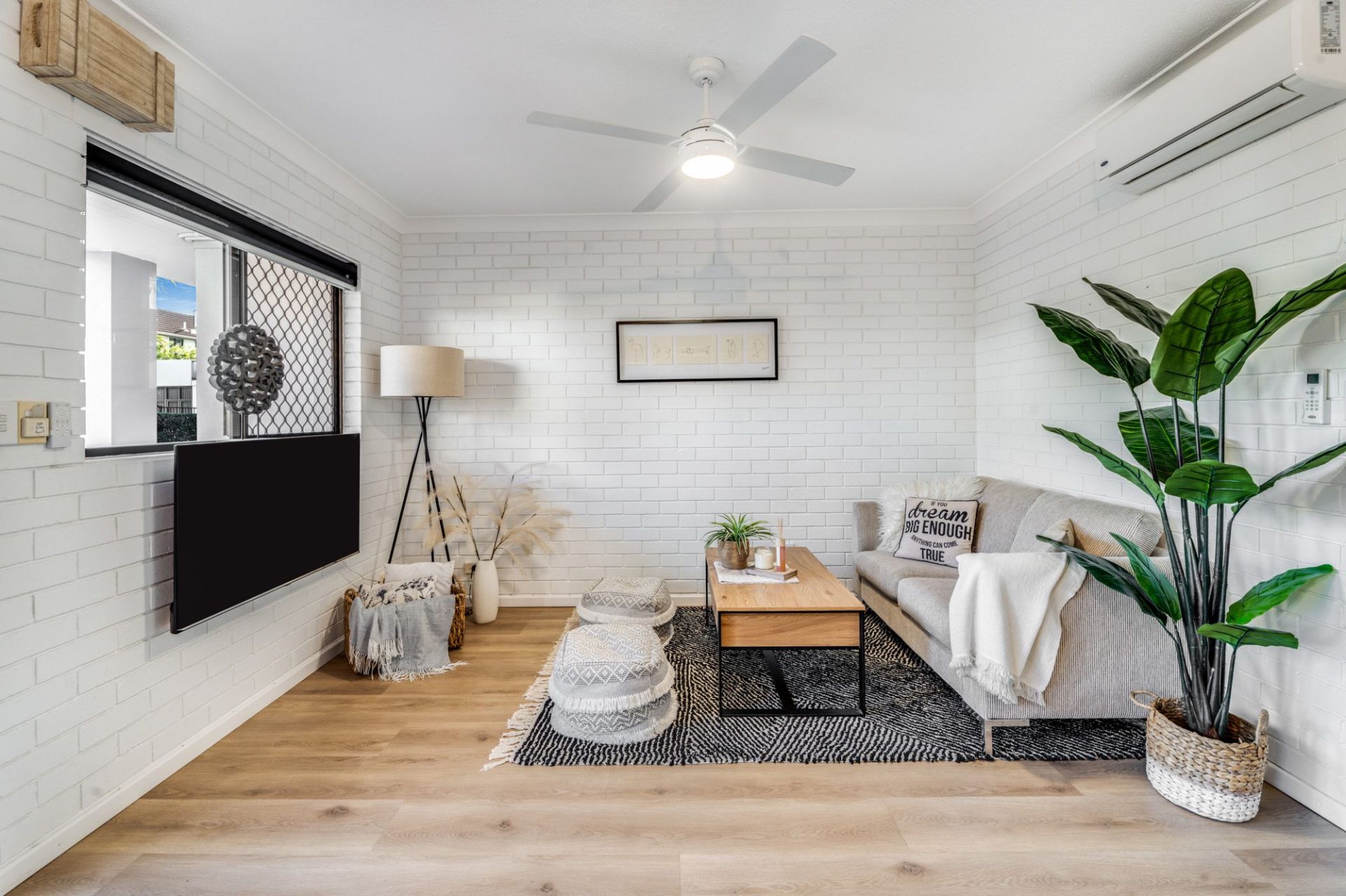 109/132 Marine Parade, Southport - Thumbnail 4