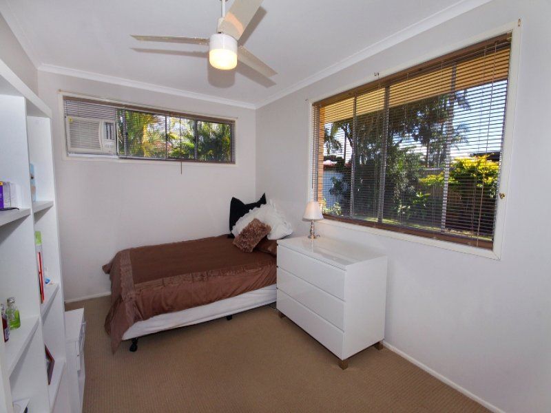 32 Saleng Crescent WARANA QLD, Warana - Thumbnail 6