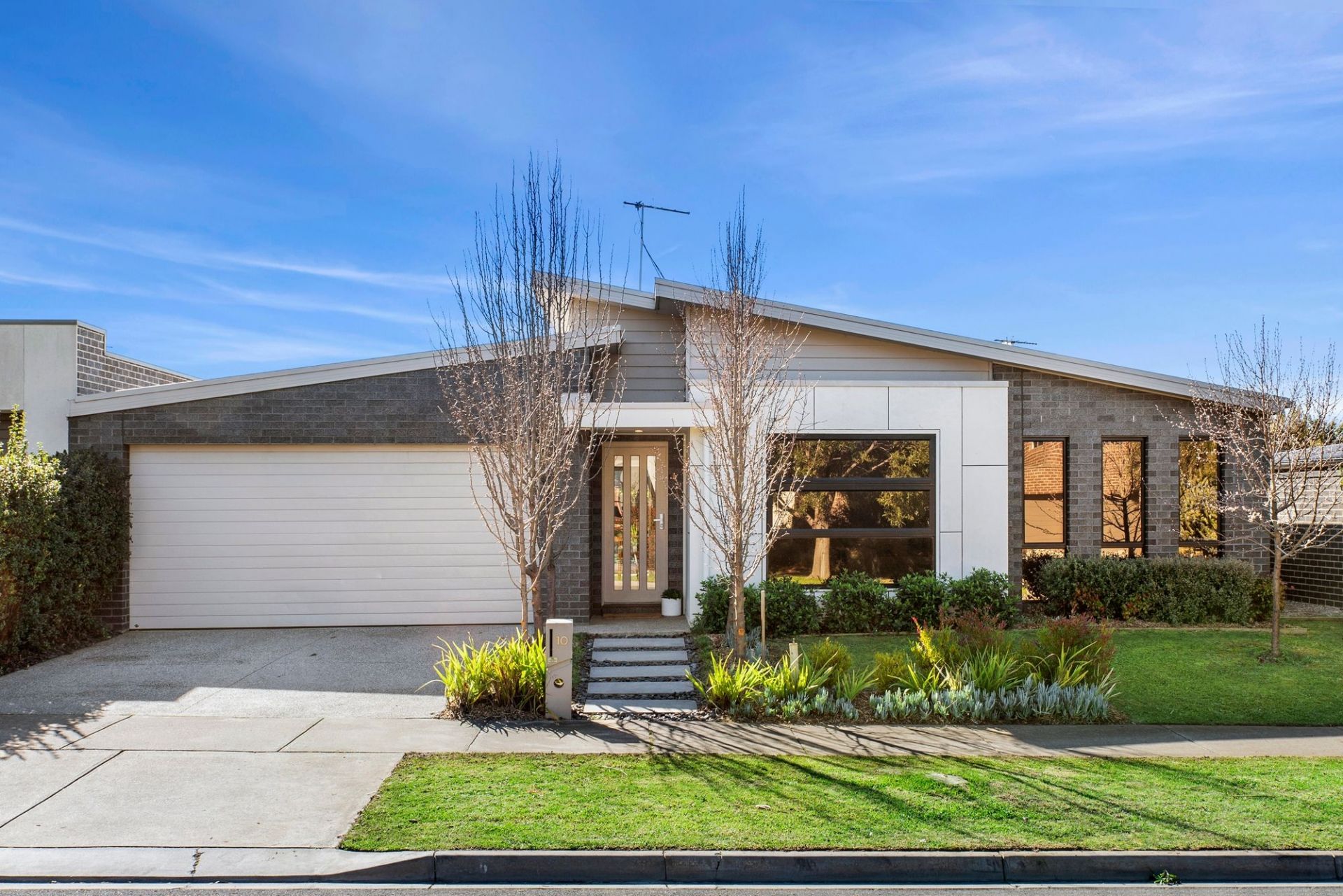 10 Evergreen Circuit Ocean Grove VIC, Ocean Grove - Thumbnail 2