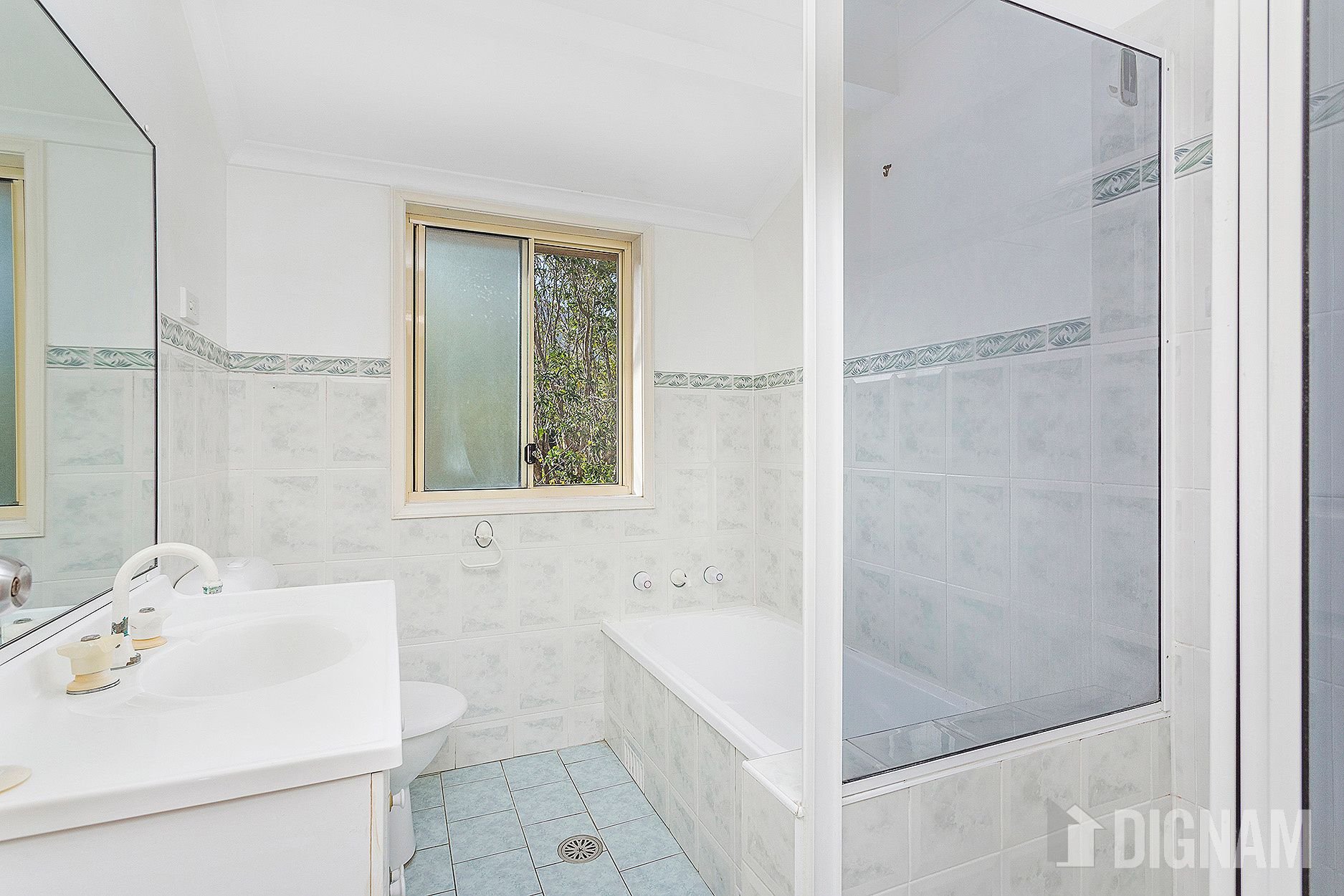 Real Estate For Lease 40b Spring Street Mount Keira , NSW